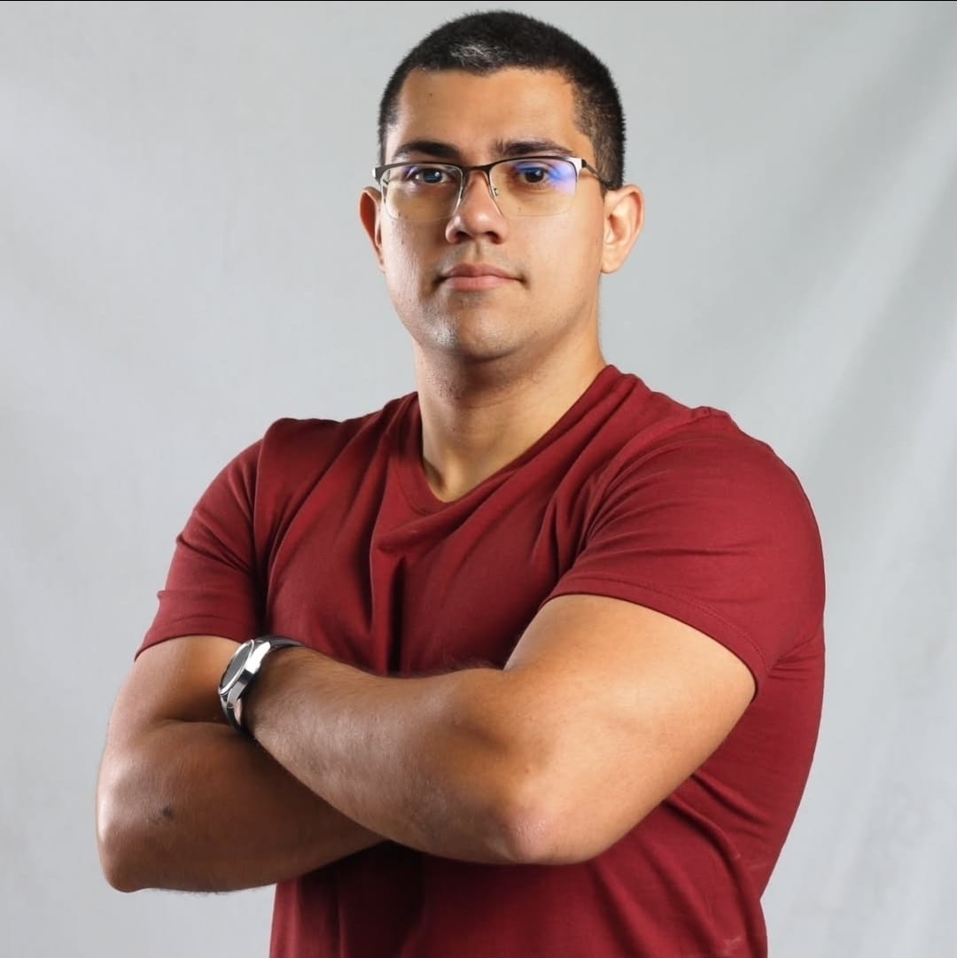 Foto de Glevson da Silva Pinto, representado por Elliot Alderson da série Mr. Robot